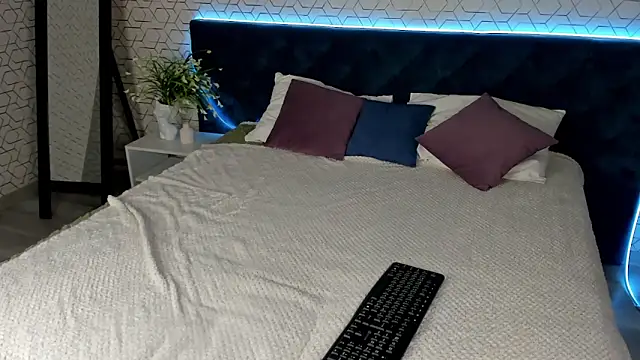 desiree_doll's cam snapshot