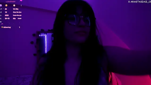 Anastasia1213's cam snapshot