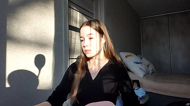 SherrylMaler's cam snapshot