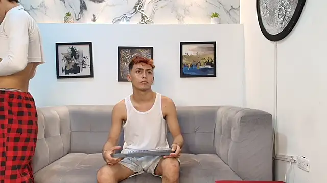 AVENGER_BOYS2026 live sex cam