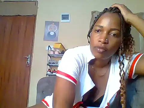 Chiky_Nurse's cam snapshot