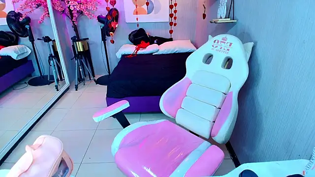 Maggy_t18's cam snapshot