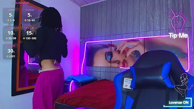 dolly_boob's cam snapshot