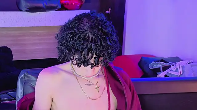 nova_salvatore's cam snapshot