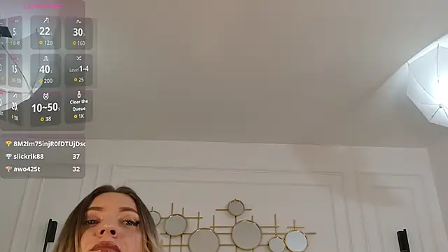 IrisLayne's cam snapshot