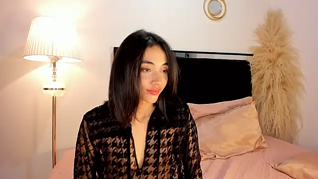 lilithTeen1_'s cam snapshot