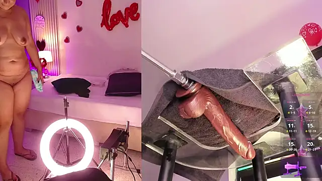 CloeMoon live sex cam