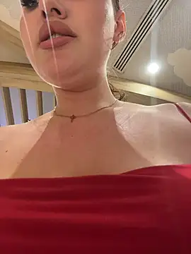 KiraSunshine live sex cam