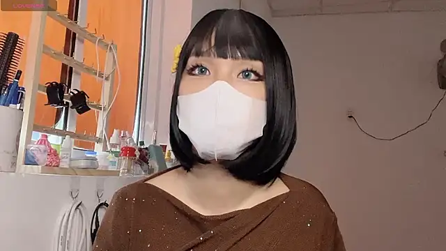 Tieu-May live sex cam