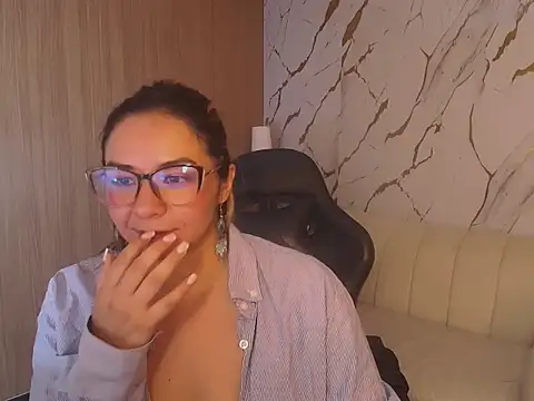 Nina_seducta_tf's cam snapshot