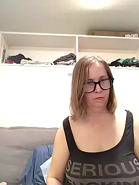 SweetandNaughty1 live sex cam