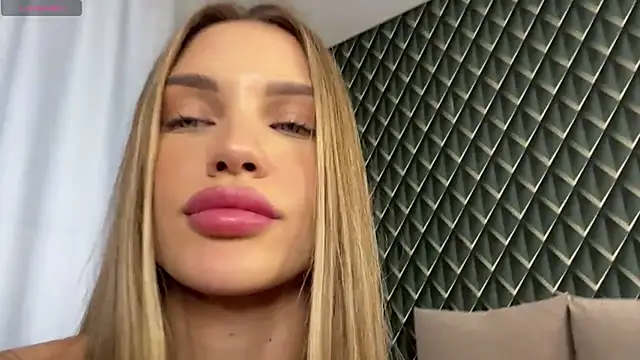 AmmyScotch live sex cam