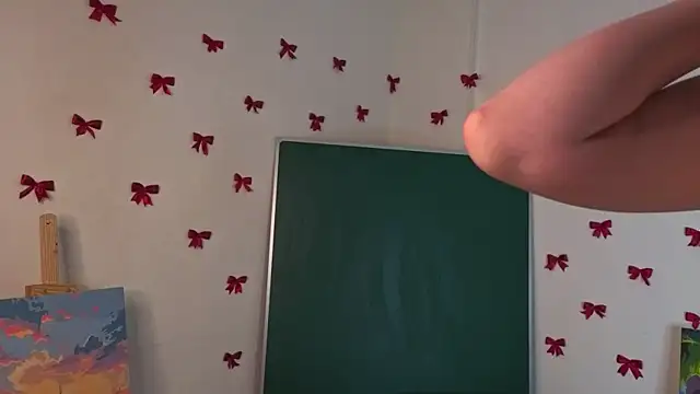 AlbaPolitte's cam snapshot