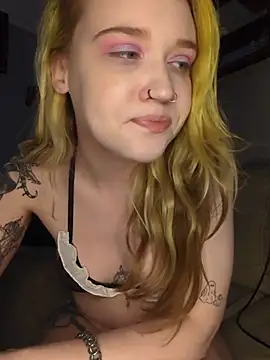 mattiethebaddieee live sex cam