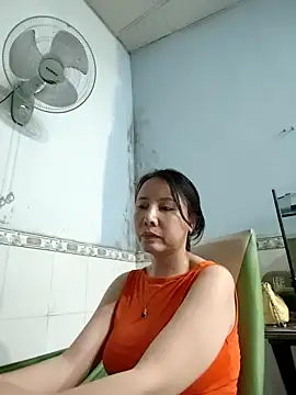 Famrita live sex cam
