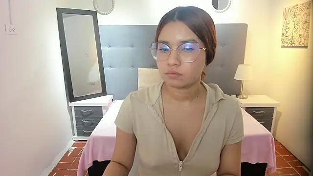 chaneelstark's cam snapshot