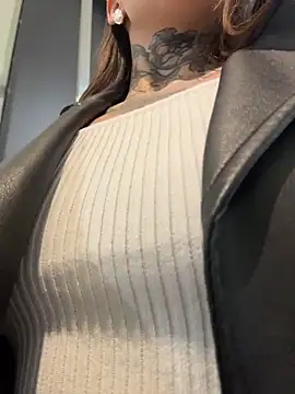 KishaMur's cam snapshot