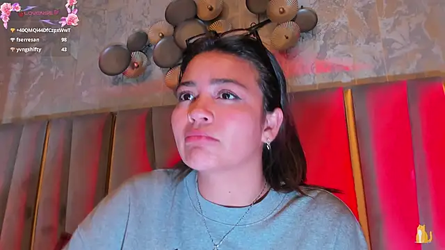 KimDevinne live sex cam