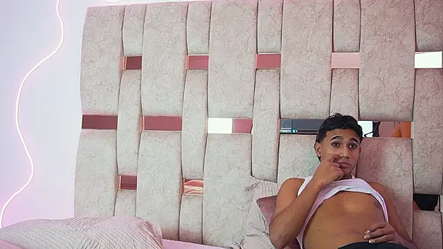 LiamJaxon live sex cam