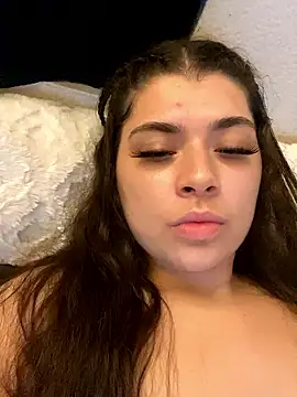 Salvibaddie's cam snapshot