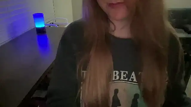 MollyJenson's cam snapshot