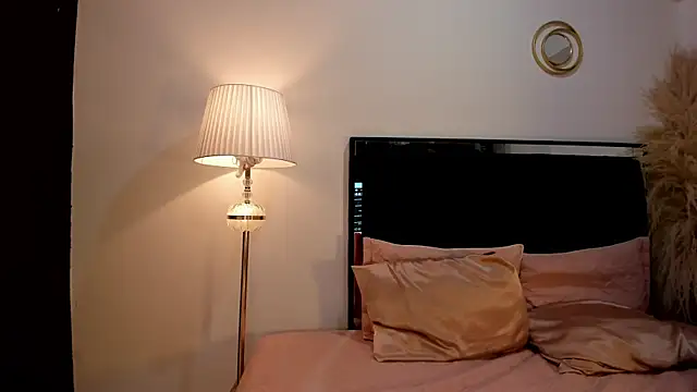 lilithTeen1_'s cam snapshot