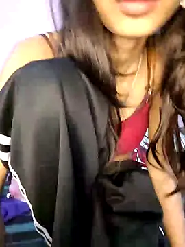 AYUSHI_03's cam snapshot