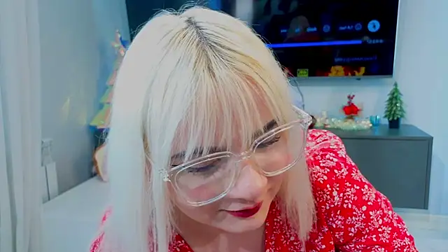 TawandaKerst's cam snapshot