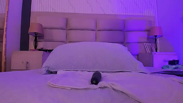 Starbutterflyy_'s cam snapshot