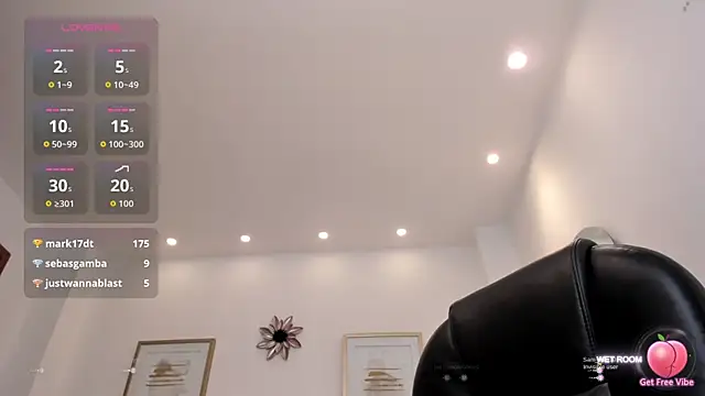 Karliie_kloss_'s cam snapshot