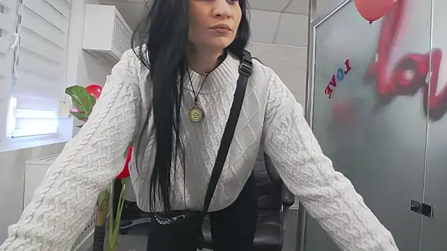 YaraXCox live sex cam