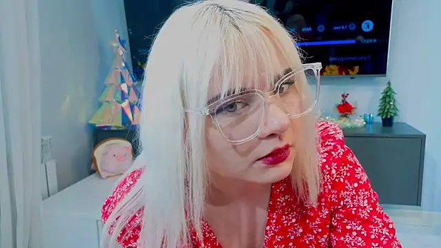 TawandaKerst's cam snapshot