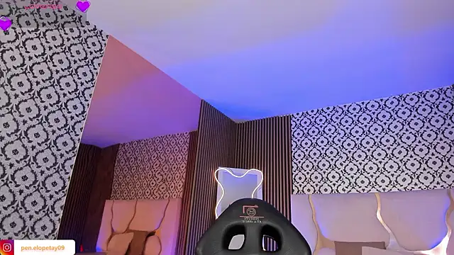 penelope_tay1's cam snapshot