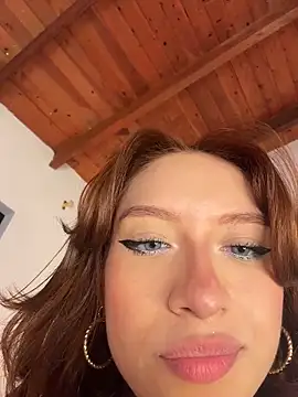 Alison_Ivanova's cam snapshot