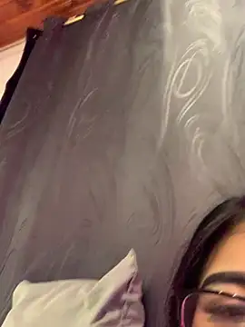 Dannii- live sex cam