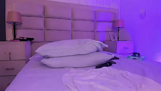 Starbutterflyy_'s cam snapshot