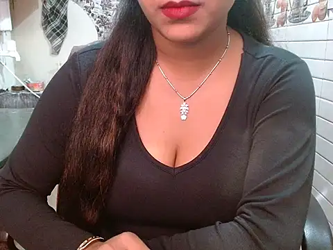 LovingPihu's cam snapshot