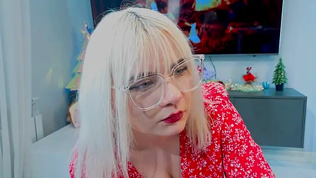 TawandaKerst's cam snapshot