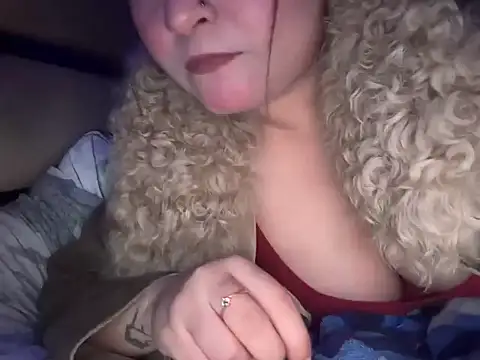 Hersheykaur's cam snapshot