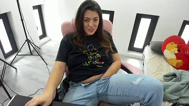 Dyana_Kaylinn's cam snapshot