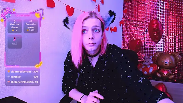 Littlepinkcat live sex cam