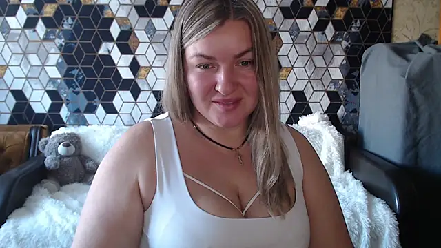 NikaSkylink's cam snapshot