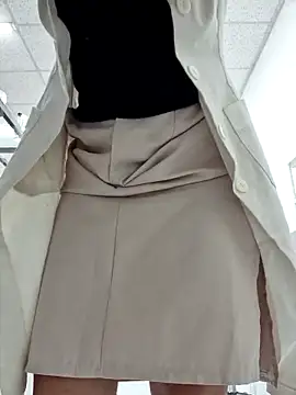 HinaLovely live sex cam