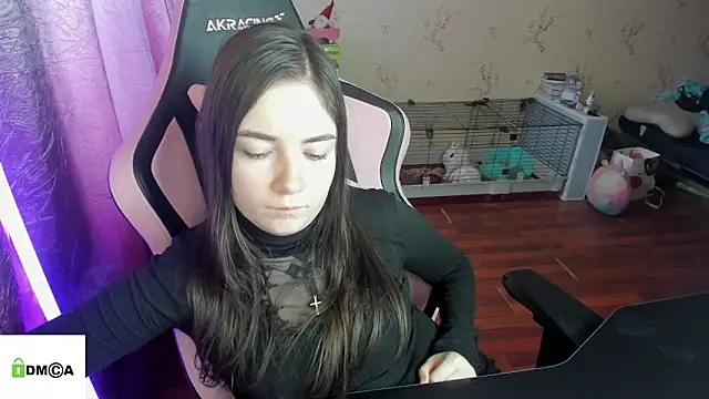 Crazy_forest_fairy's cam snapshot