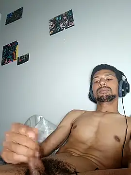 BigPrettyDick777 live sex cam