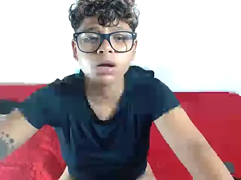 scarletfox__3's cam snapshot