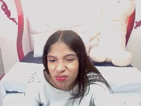 Cloe_Foster's cam snapshot