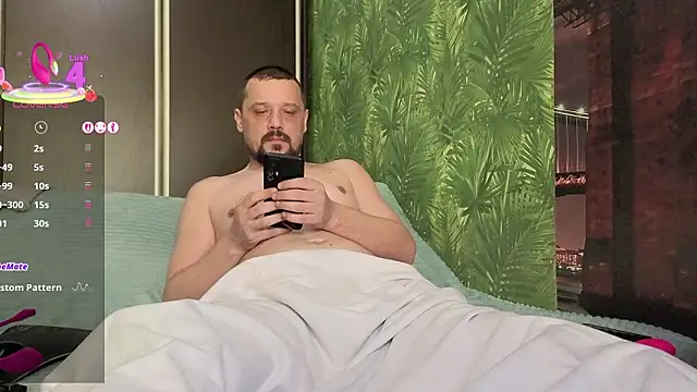 DanielOhCool live sex cam