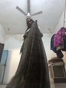 Hot_raaani live sex cam