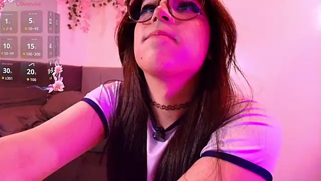 Yuri_Stars live sex cam